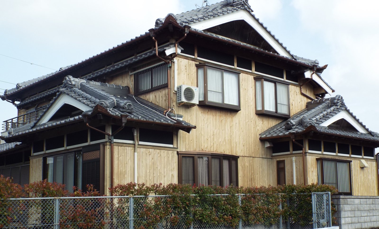 施工後の木造和風住宅